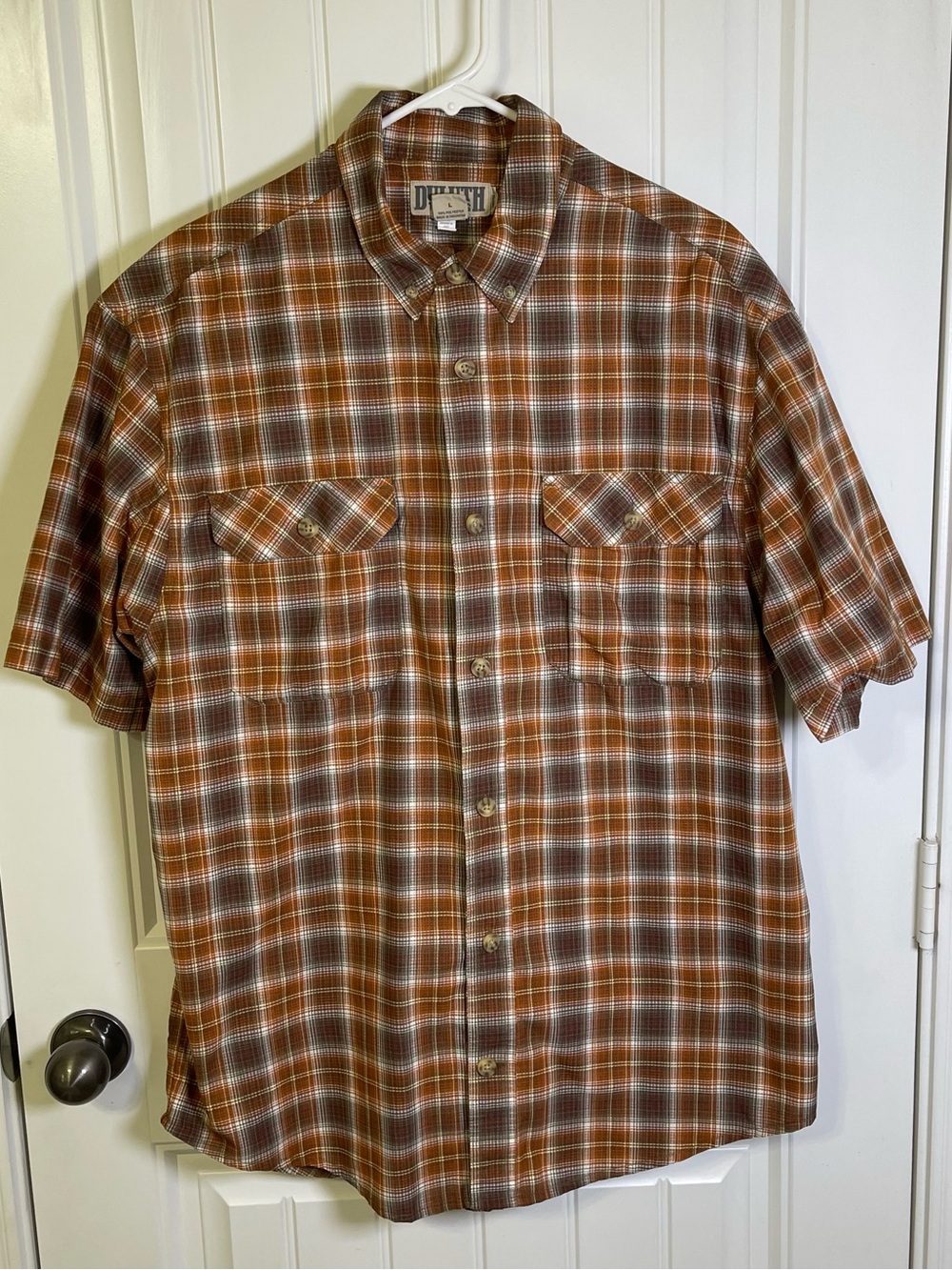 Duluth Trading Co Men's Large Short-Sleeve Brown Plaid Button-Up Shirt